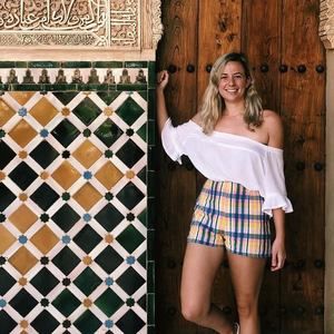 Meet your Posher, Iszy